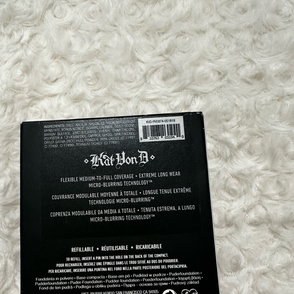 KVD Powder Foundation - Picture 5 of 6